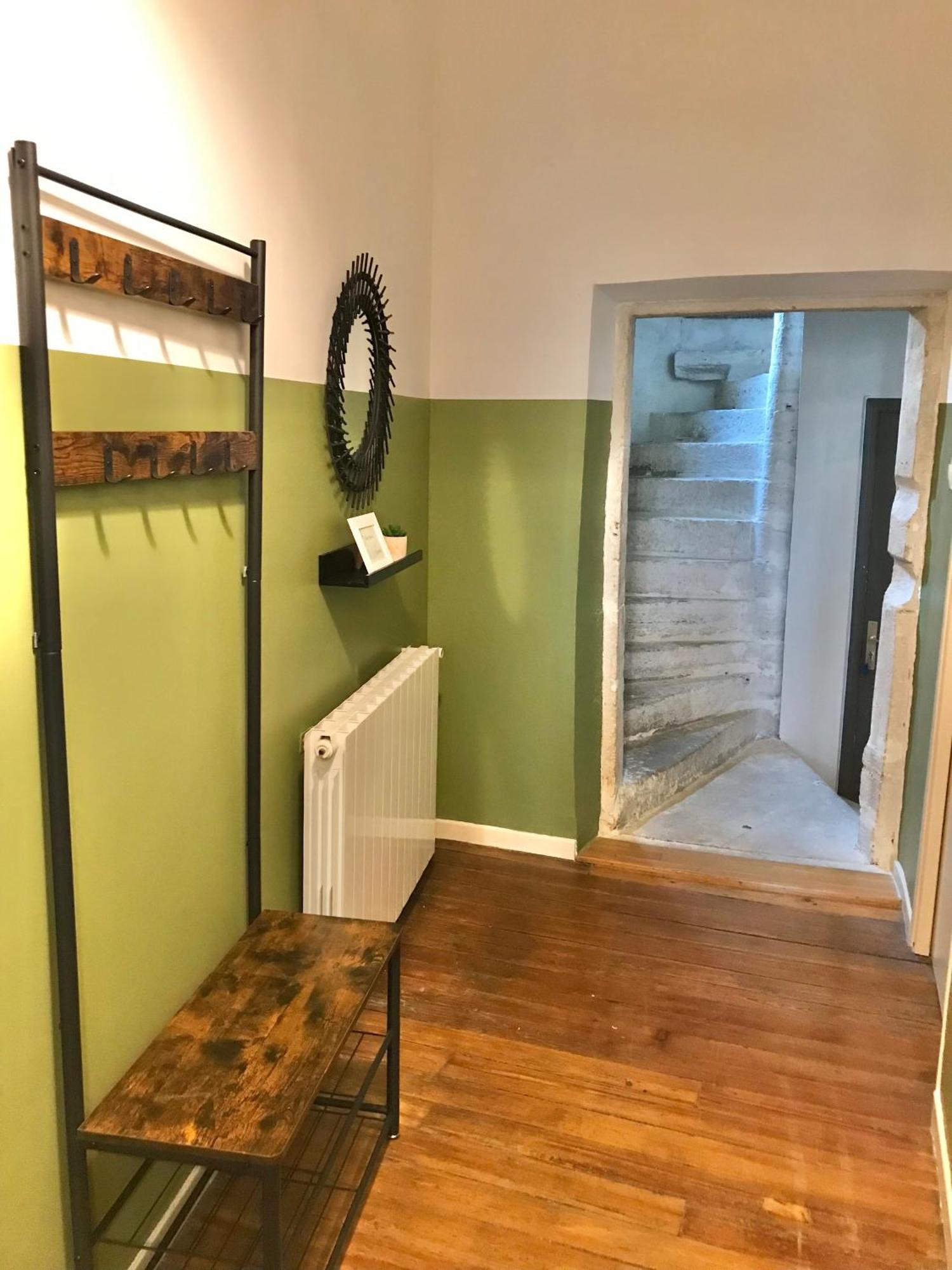 Myzenplace - Duplex 100M2 Cosy, Atypique, Situation Ideale, Parking Montelimar Exterior photo